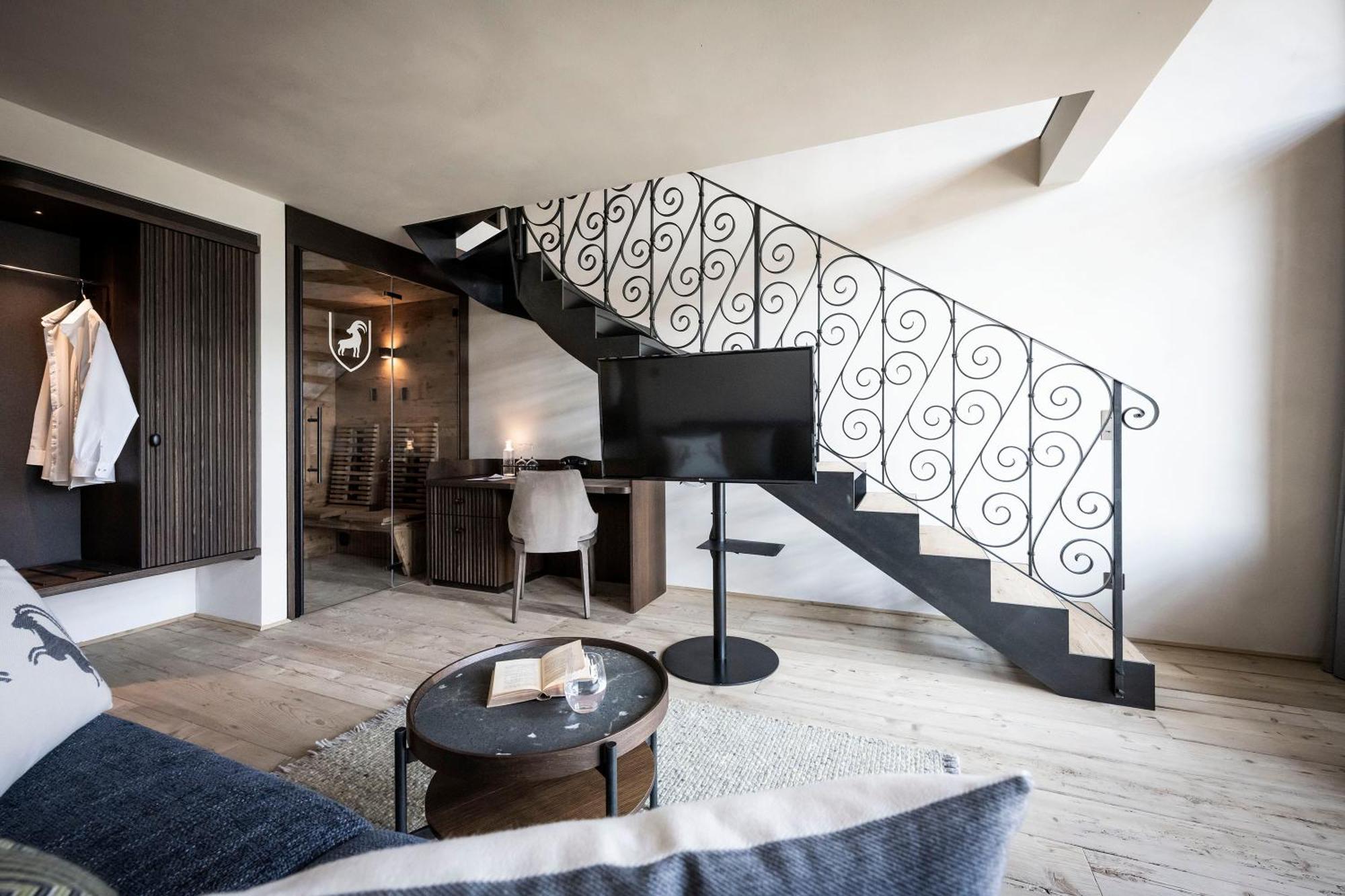 Hotel Ansitz Steinbock Villandro Εξωτερικό φωτογραφία