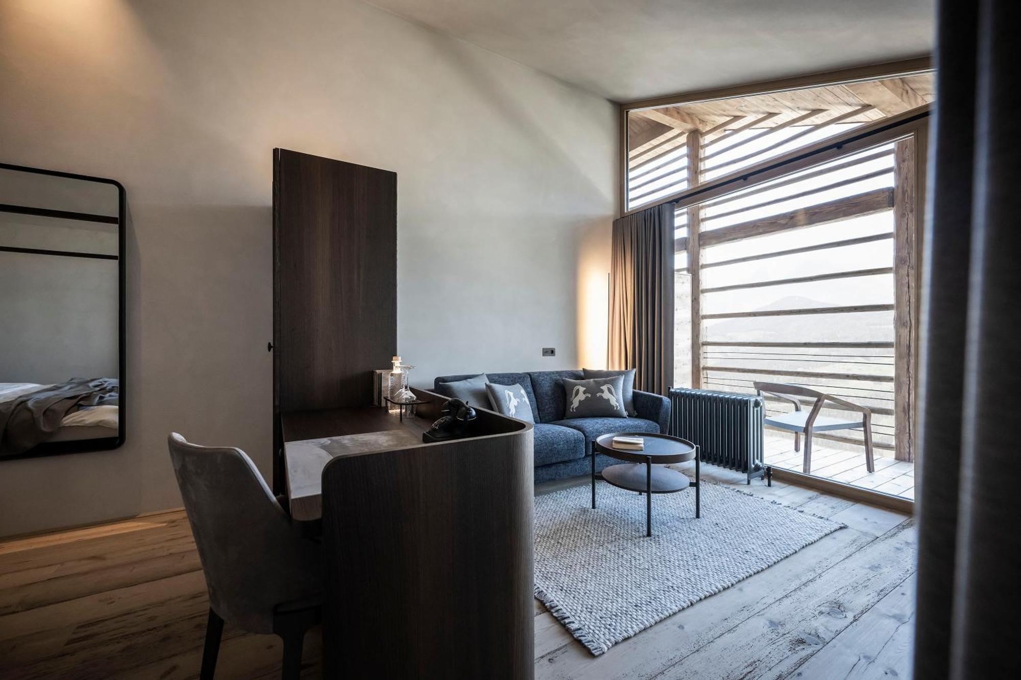 Hotel Ansitz Steinbock Villandro Εξωτερικό φωτογραφία